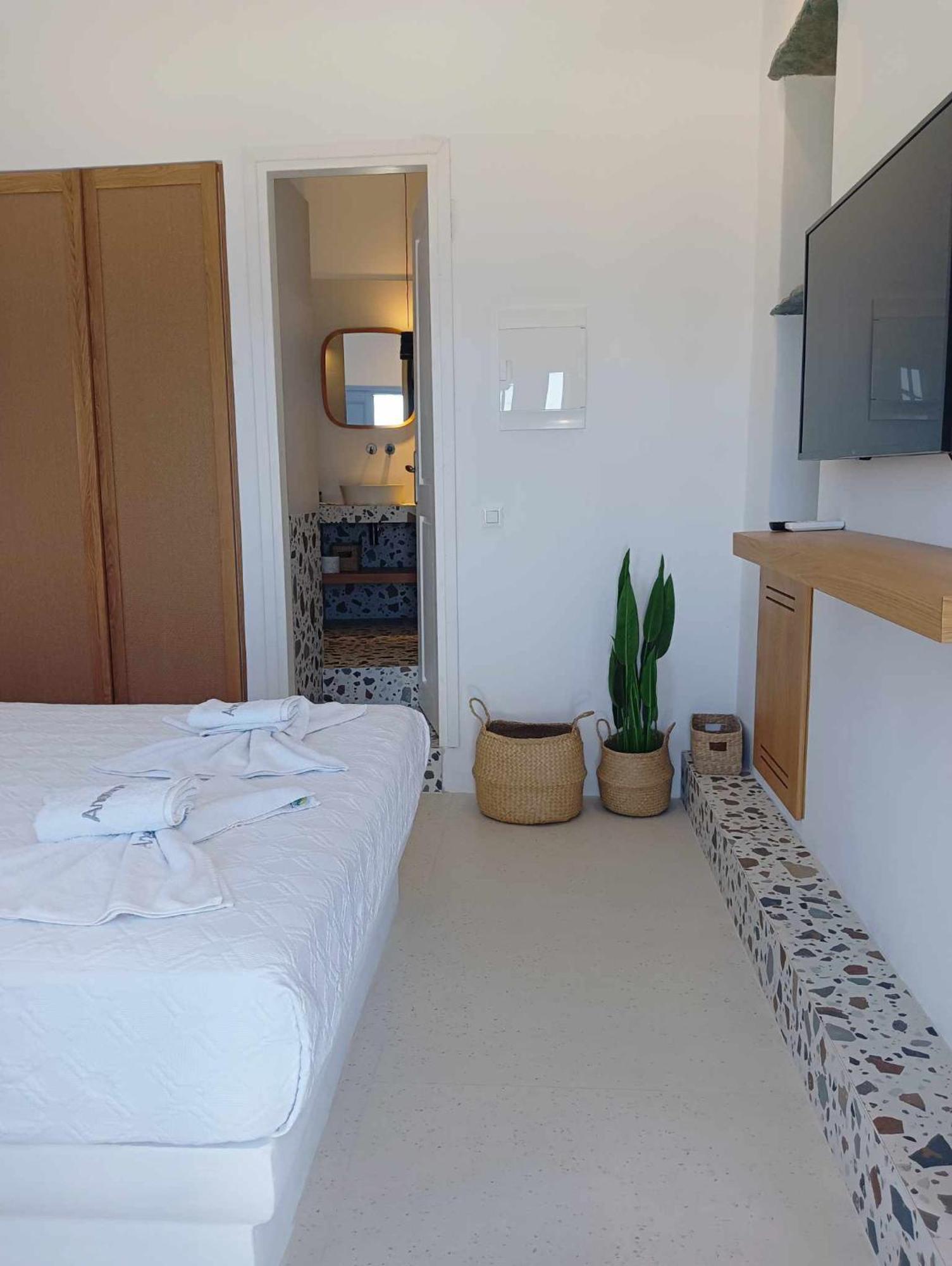 Anemousa Hotel Folégandros Екстериор снимка