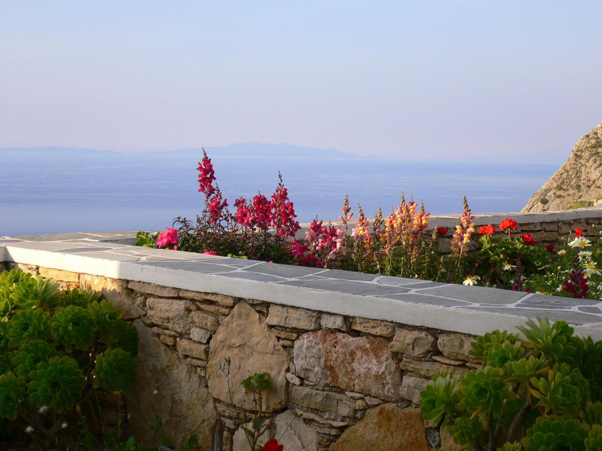 Anemousa Hotel Folégandros Екстериор снимка